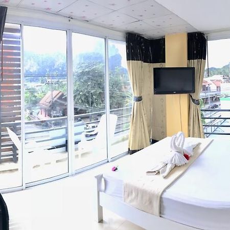 J Apartment Ao Nang Esterno foto