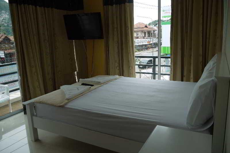 J Apartment Ao Nang Esterno foto