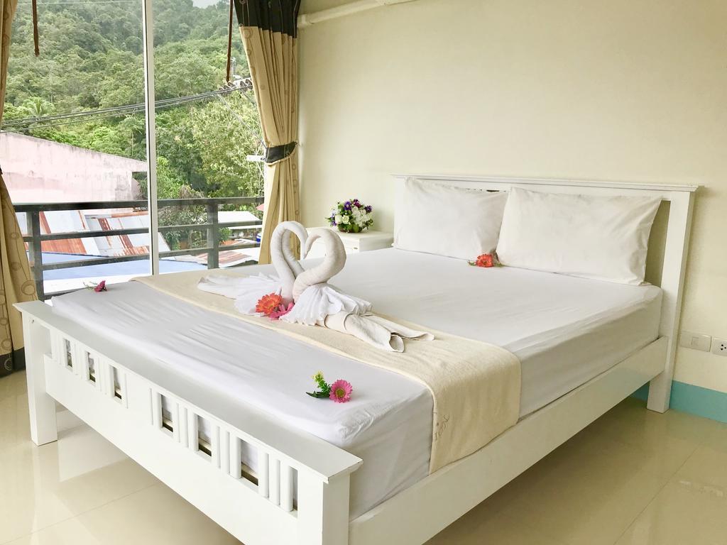 J Apartment Ao Nang Esterno foto