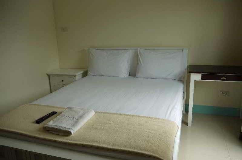J Apartment Ao Nang Esterno foto